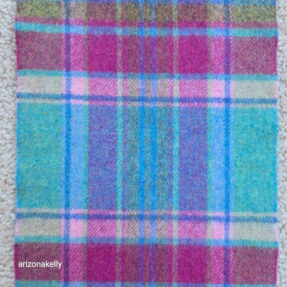 NWT Lambswool Plaid Scarf Lavender Turquoise Blarney Ireland - Picture 5 of 8